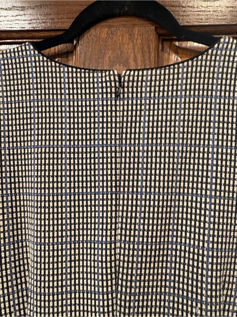 Ann Taylor $149 P2P 18-19” W 16”Split Neck Plaid Jacquard Sheath Dress 10 - Picture 9 of 9